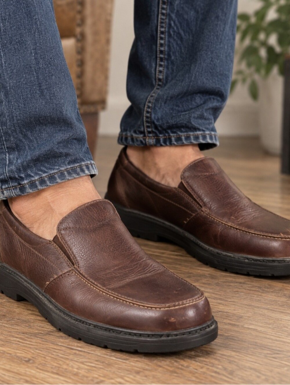 Bed Stu men's brown leather shoes‎ Loafers  size 43 slip on